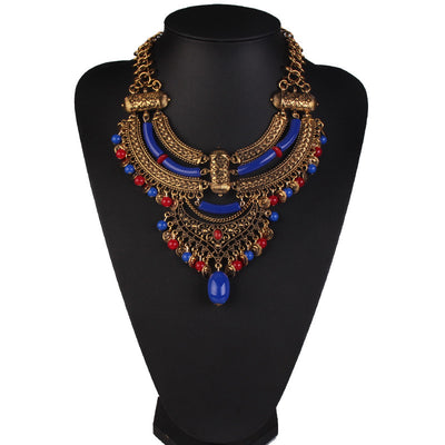 Fashion vintage pattern necklace
